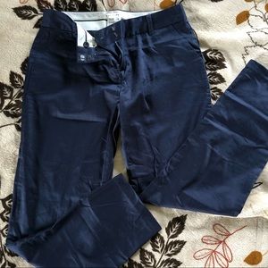 NWOT Max Studio cropped pants (ankle length).